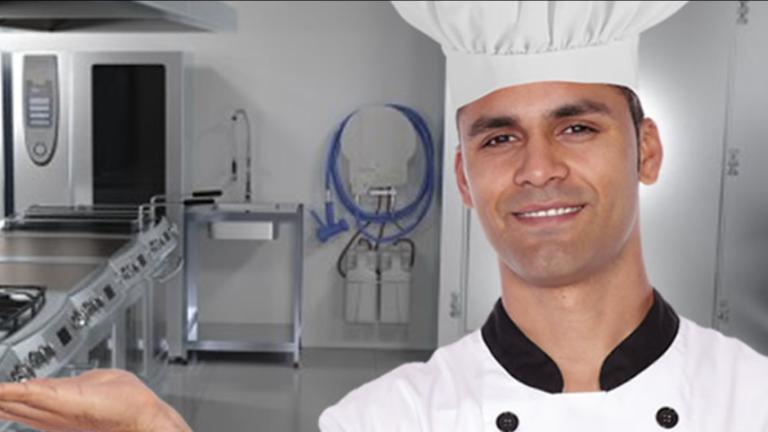 Chef posando en una cocina